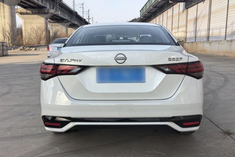 Used Nissan Sylphy 2023 1.6L CVT Comfort Edition Exterior 5