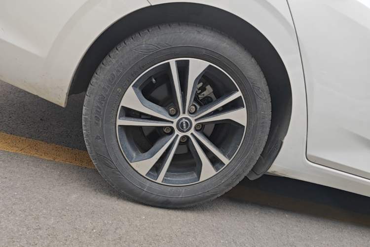 Used Nissan Sylphy 2023 1.6L CVT Enjoyment Edition Exterior 5