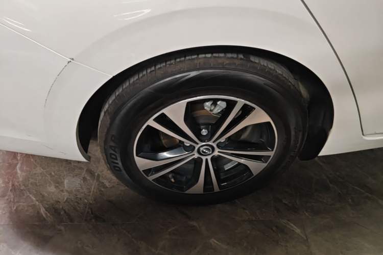 Used Nissan Sylphy 2023 1.6L CVT Enjoyment Edition Exterior 5