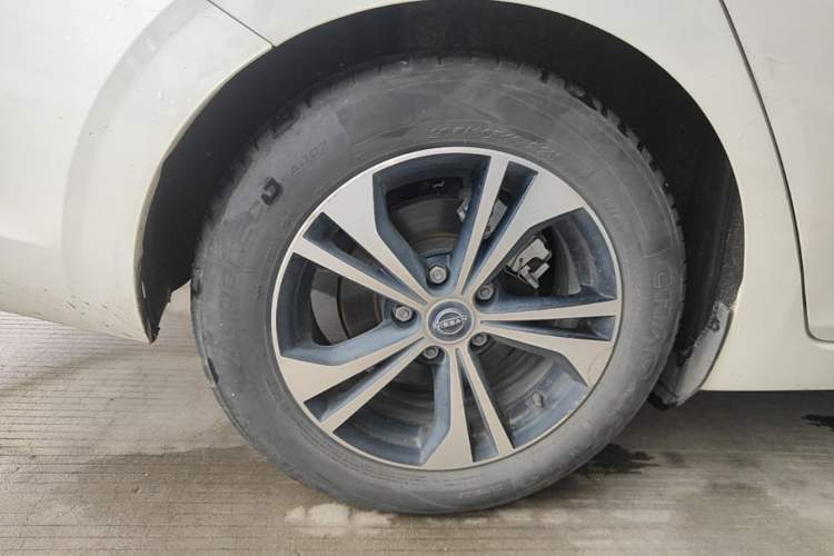 Used Nissan Sylphy 2023 1.6L CVT Enjoyment Edition Exterior 5
