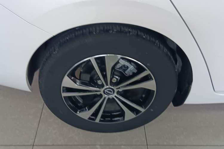 Used Nissan Sylphy 2023 1.6L CVT Enjoyment Edition Exterior 5