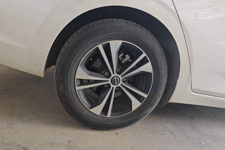 Used Nissan Sylphy 2023 1.6L CVT Enjoyment Edition Exterior 5