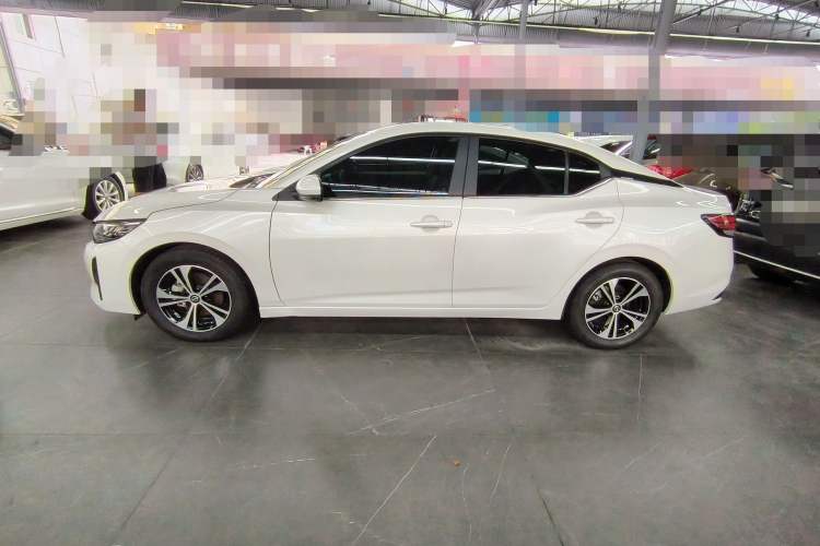Used Nissan Sylphy 2023 1.6L CVT Enjoyment Edition Exterior 5