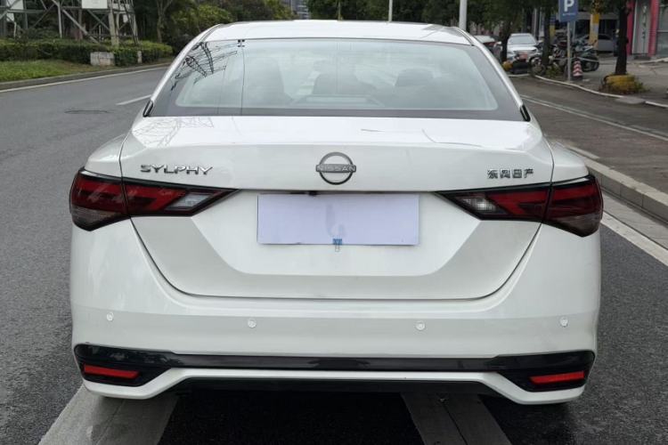 Used Nissan Sylphy 2023 1.6L CVT Enjoyment Edition Exterior 8
