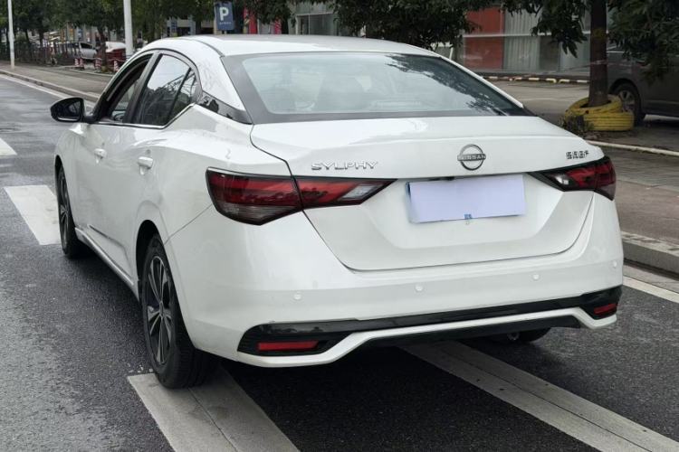 Used Nissan Sylphy 2023 1.6L CVT Enjoyment Edition Exterior 9