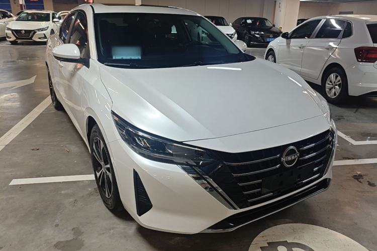 Used Nissan Sylphy 2023 Revised 1.6L CVT Enjoyment Edition Front Right 45 Deg