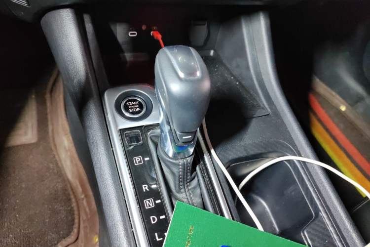 Used Nissan Sylphy 2023 1.6L CVT Smart Drive Version Gear Lever