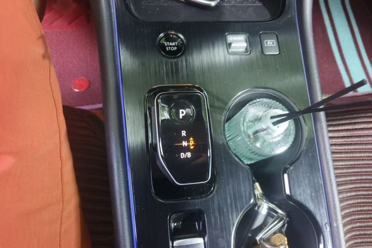 Used Nissan Sylphy 2023 Super Hybrid Electric Drive All-Electric Drive with Large Screen Version Gear Lever