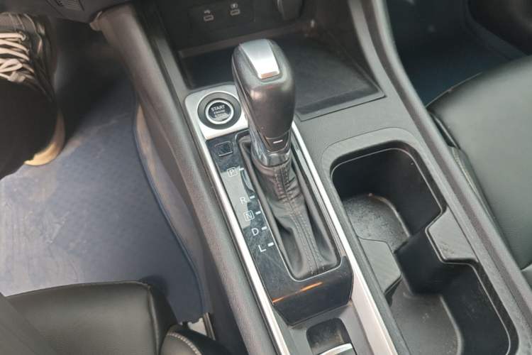 Used Nissan Sylphy 2023 1.6L CVT Smart Drive Version Gear Lever