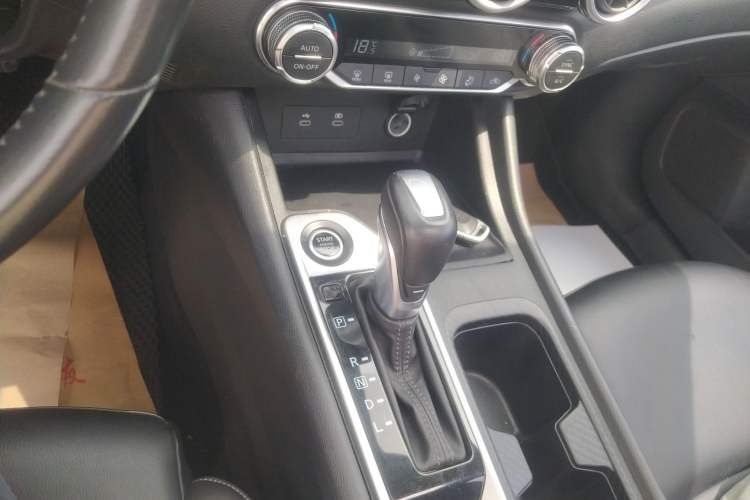 Used Nissan Sylphy 2023 1.6L CVT Enjoyment Edition Gear Lever