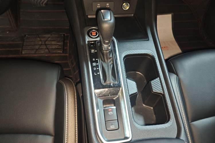 Used Nissan Sylphy 2023 Revised 1.6L CVT Enjoyment Edition Gear Lever