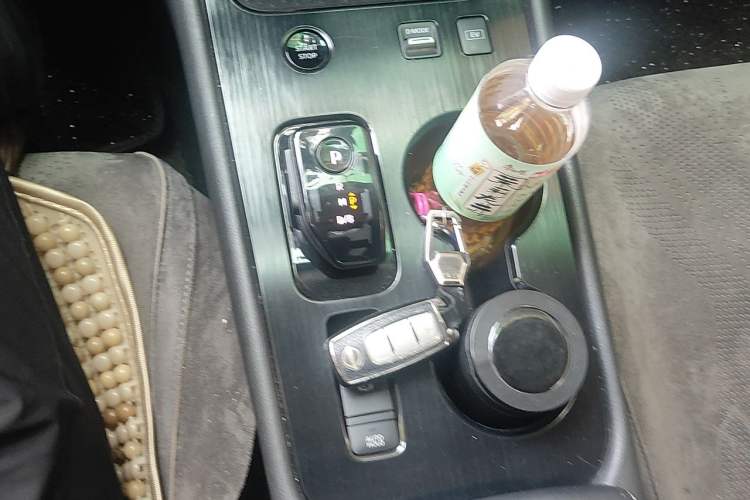 Used Nissan Sylphy 2023 Super Hybrid Electric Drive All-Electric Drive Pro Gear Lever