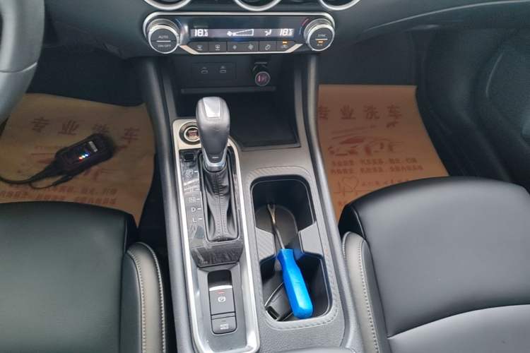 Used Nissan Sylphy 2023 1.6L CVT Enjoyment Edition Gear Lever