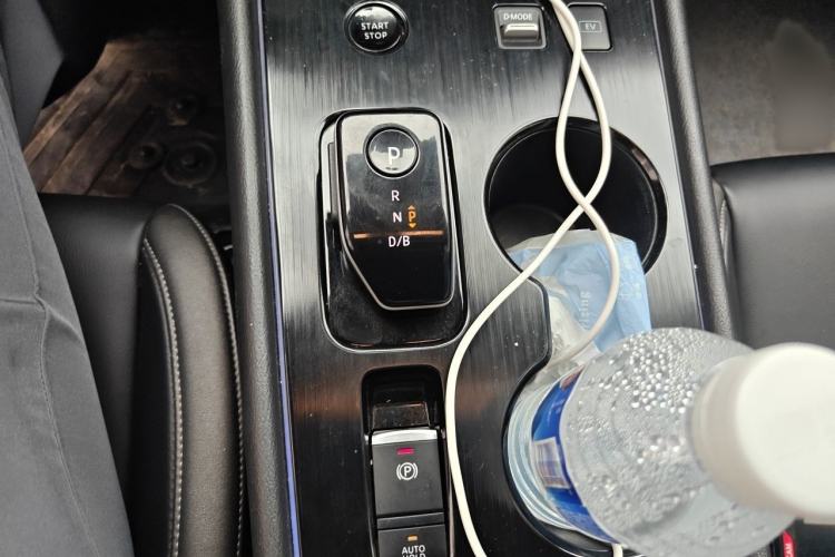 Used Nissan Sylphy 2023 Super Hybrid Electric Drive Super Intelligent Driving Max Gear Lever