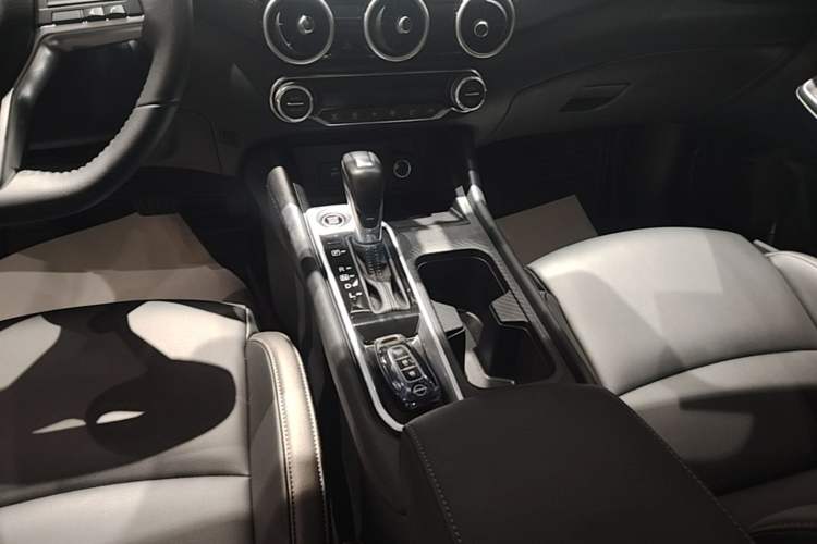 Used Nissan Sylphy 2023 1.6L CVT Enjoyment Edition Gear Lever