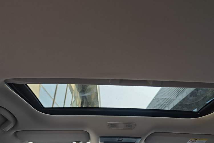 Used Nissan Sylphy 2023 1.6L CVT Enjoyment Edition Headliner