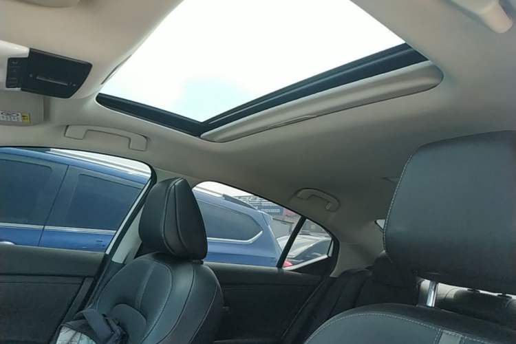 Used Nissan Sylphy 2023 1.6L CVT Enjoyment Edition Headliner