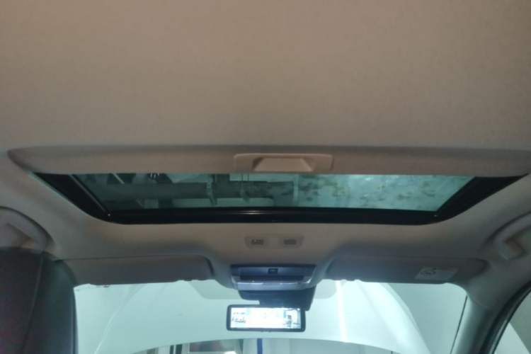 Used Nissan Sylphy 2023 1.6L CVT Smart Drive Version Headliner