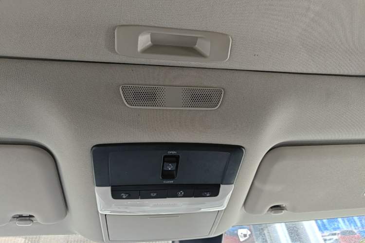 Used Nissan Sylphy 2023 1.6L CVT Enjoyment Edition Headliner
