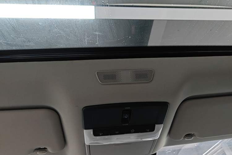 Used Nissan Sylphy 2023 1.6L CVT Enjoyment Edition Headliner