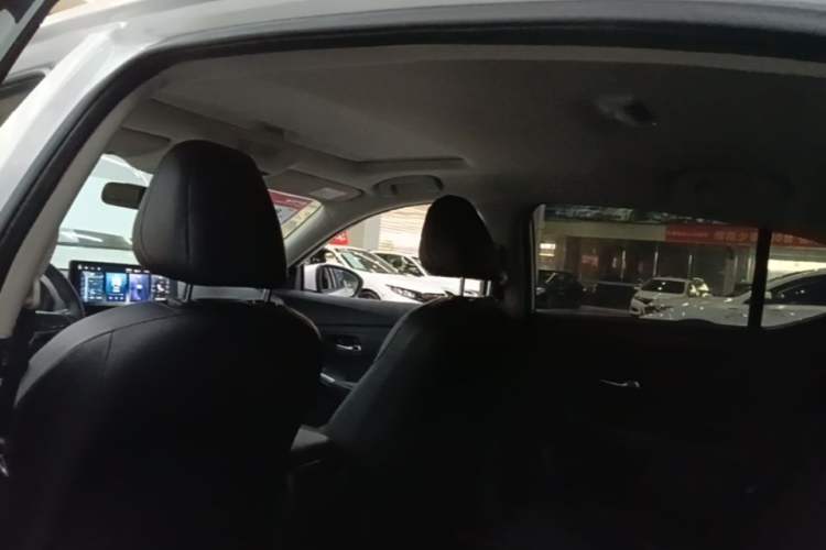 Used Nissan Sylphy 2023 1.6L CVT Enjoyment Edition Headliner
