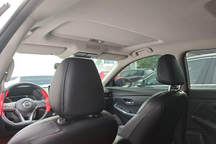 Used Nissan Sylphy 2023 1.6L CVT Enjoyment Edition Headliner
