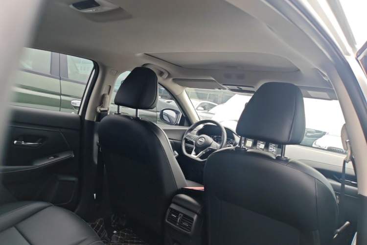 Used Nissan Sylphy 2023 1.6L CVT Enjoyment Edition Headliner