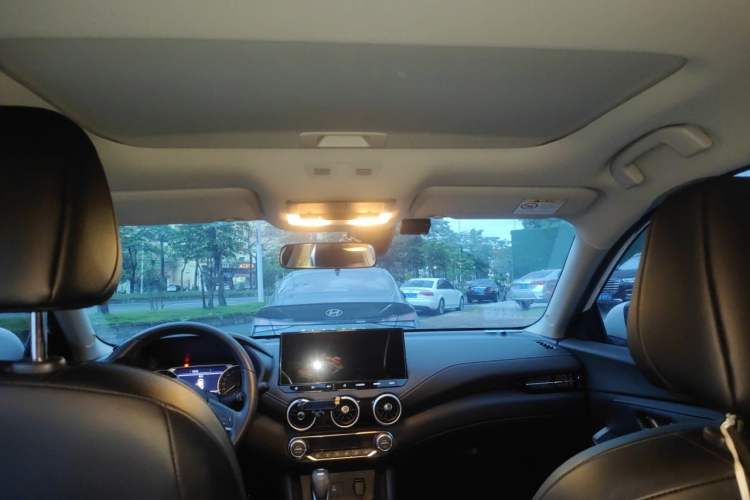 Used Nissan Sylphy 2023 1.6L CVT Enjoyment Edition Headliner