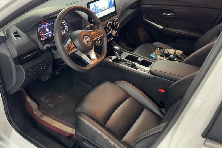 Used Nissan Sylphy 2023 1.6L CVT Enjoyment Edition Interior 1