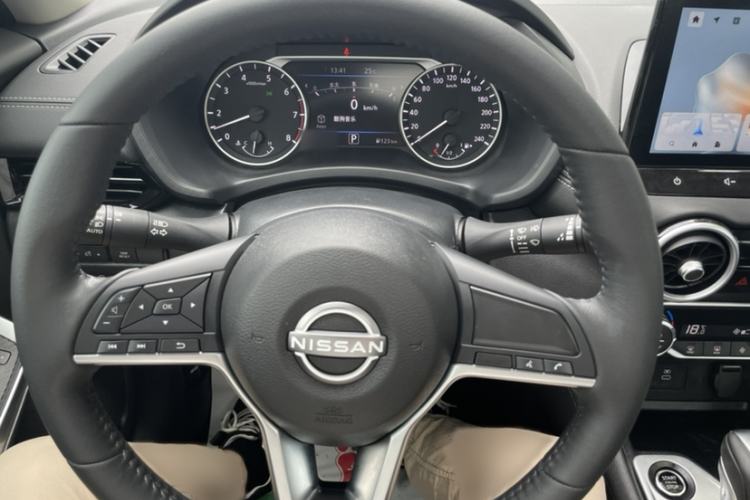 Used Nissan Sylphy 2023 1.6L CVT Enjoyment Edition Interior 2