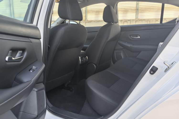Used Nissan Sylphy 2023 1.6L CVT Comfort Edition Interior 3