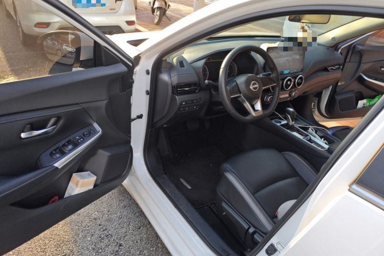 Used Nissan Sylphy 2023 Revised 1.6L CVT Enjoyment Edition Interior 3