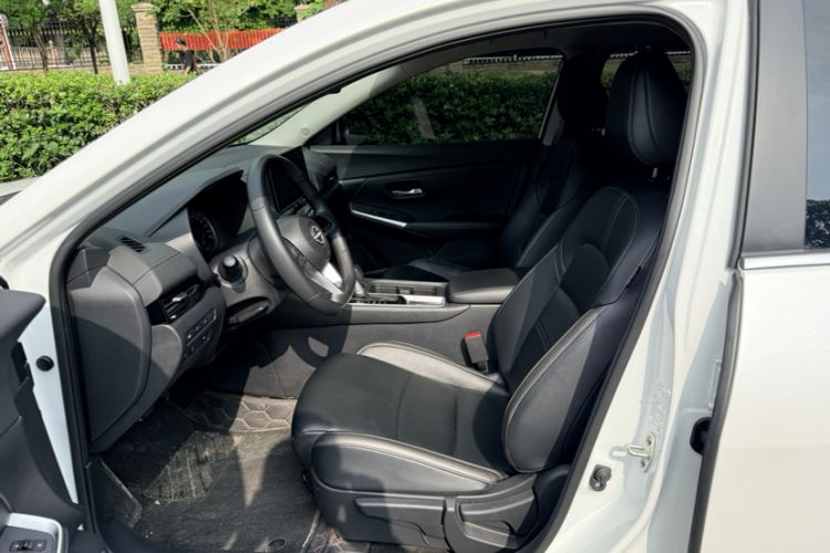 Used Nissan Sylphy 2023 Revised 1.6L CVT Enjoyment Edition Interior 3