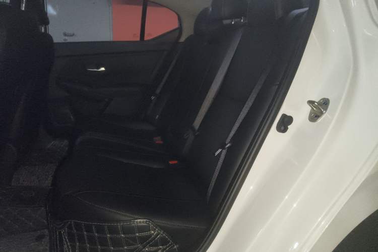 Used Nissan Sylphy 2023 1.6L CVT Smart Drive Version Interior 4