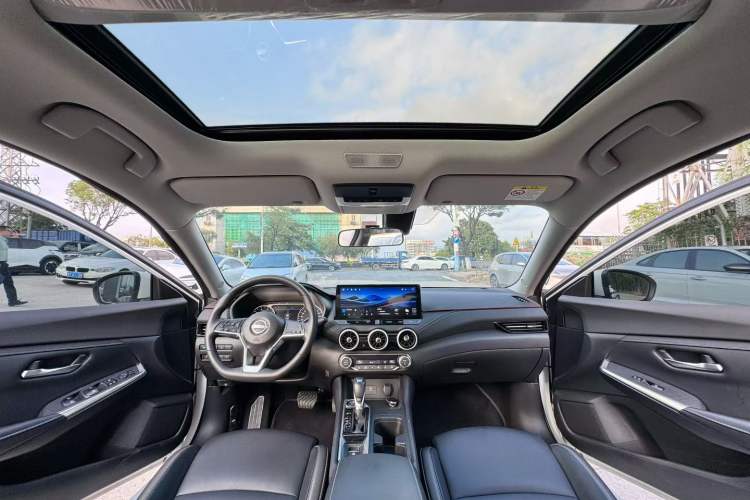 Used Nissan Sylphy 2023 1.6L CVT Enjoyment Edition Interior 5