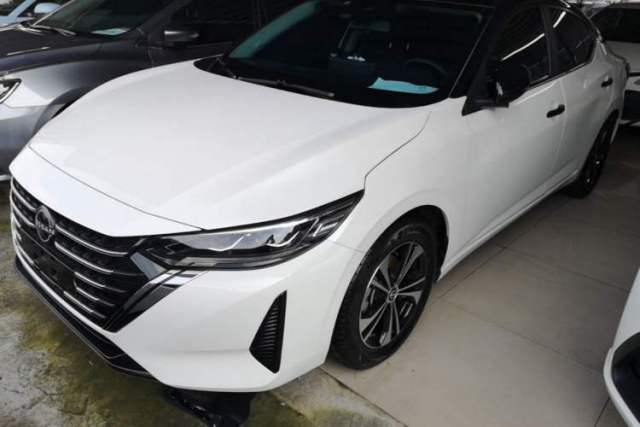 Nissan Sylphy 2023 1.6L CVT Smart Drive Version usata