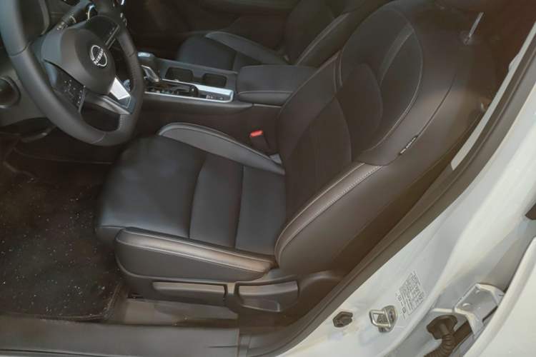 Used Nissan Sylphy 2023 Revised 1.6L CVT Enjoyment Edition Left Front Seat