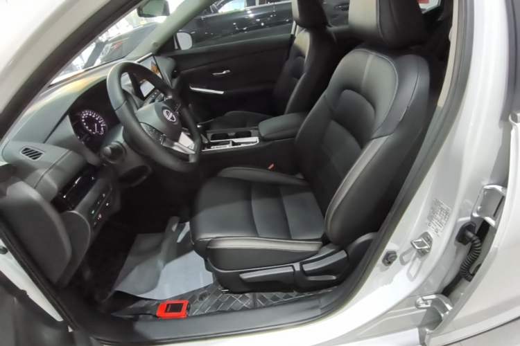 Used Nissan Sylphy 2023 1.6L CVT Enjoyment Edition Left Front Seat