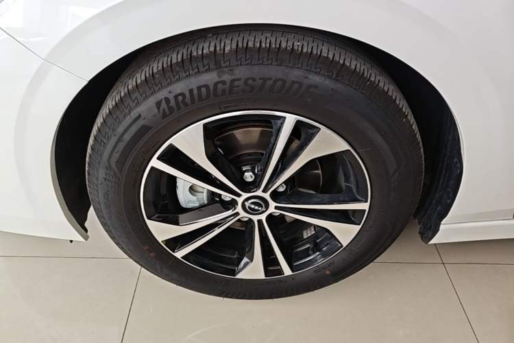 Used Nissan Sylphy 2023 Revised Version 1.6L CVT Intelligent Driving Edition Left Front Wheel Hub