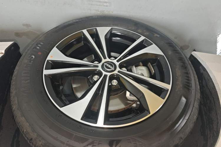 Used Nissan Sylphy 2023 Revised 1.6L CVT Enjoyment Edition Left Front Wheel Hub
