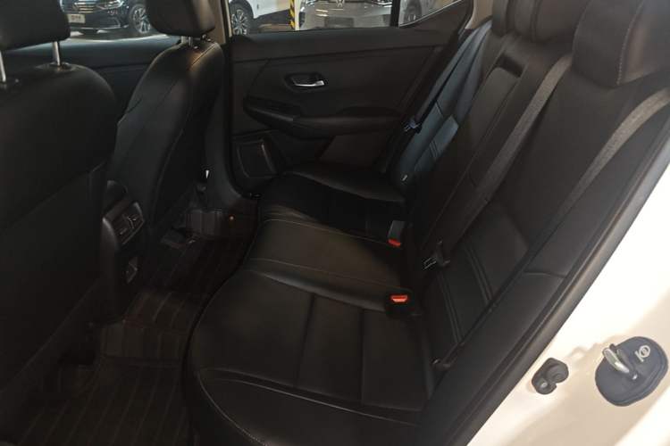 Used Nissan Sylphy 2023 Revised 1.6L CVT Enjoyment Edition Left Rear Seat