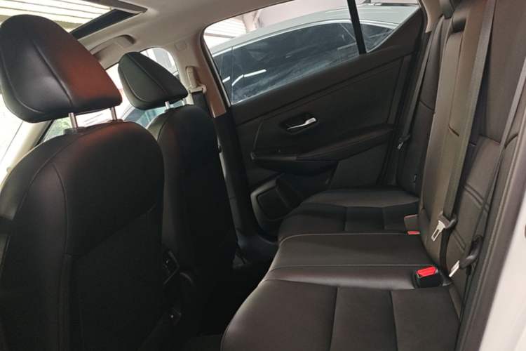 Used Nissan Sylphy 2023 1.6L CVT Enjoyment Edition Left Rear Seat