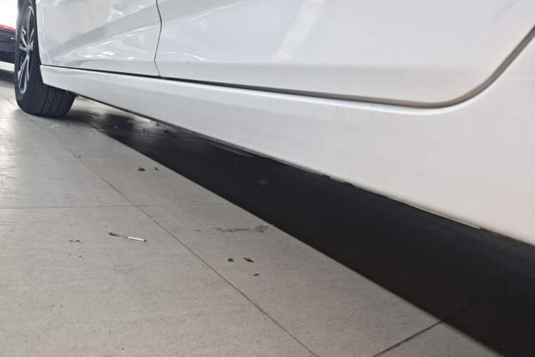 Used Nissan Sylphy 2023 1.6L CVT Enjoyment Edition Left Side Sill