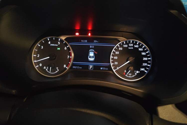 Used Nissan Sylphy 2023 1.6L CVT Smart Drive Version Odometer Close Up