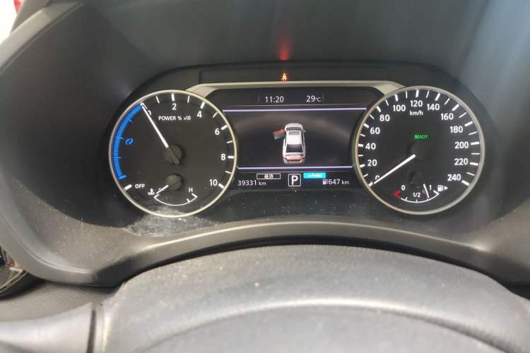 Used Nissan Sylphy 2023 Super Hybrid Electric Drive Super Smart Connectivity Plus Odometer Close Up