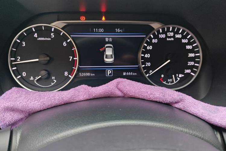 Used Nissan Sylphy 2023 1.6L CVT Enjoyment Edition Odometer Close Up