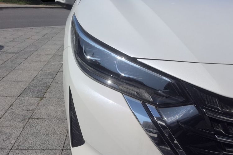 Used Nissan Sylphy 2023 Revised 1.6L CVT Enjoyment Edition Right Front Headlight