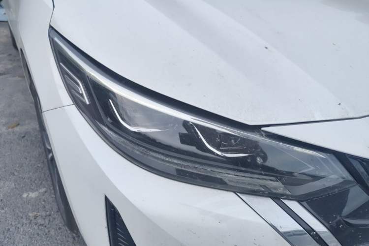 Used Nissan Sylphy 2023 Revised 1.6L CVT Enjoyment Edition Right Front Headlight