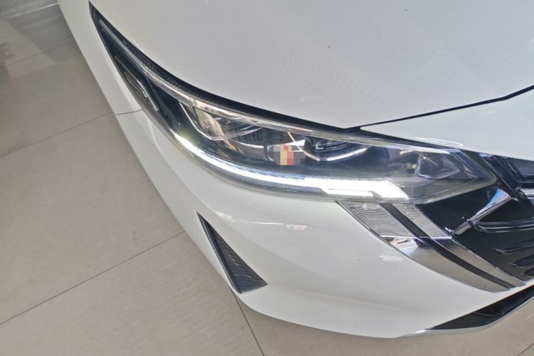 Used Nissan Sylphy 2023 1.6L CVT Smart Drive Version Right Front Headlight