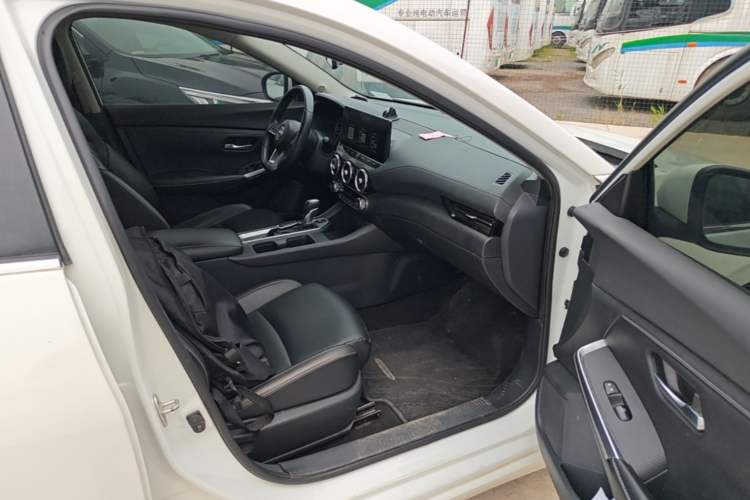 Used Nissan Sylphy 2023 1.6L CVT Enjoyment Edition Right Front Seat